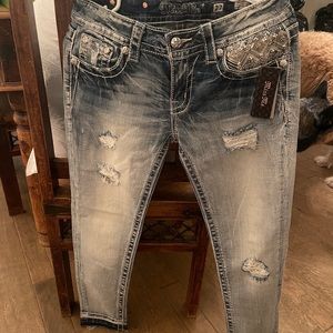 Miss Me Capri Jeans